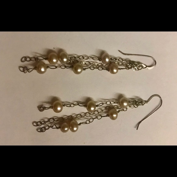 New Earrings 6 Faux Pearls on 3 Silver Color Strands - Picture 4 of 16